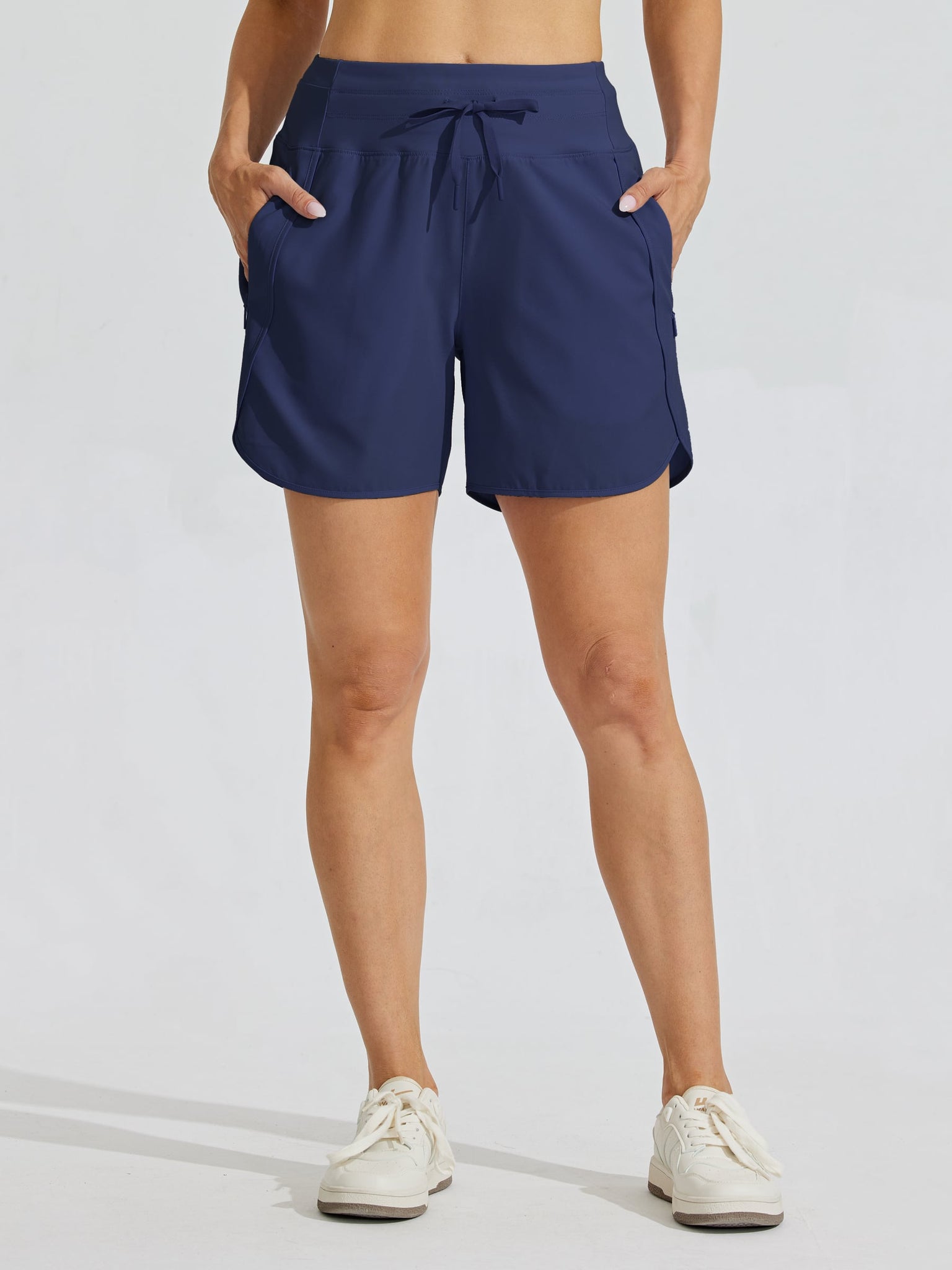 Women's Active 5 Inseam Utility Short_Navy_model1