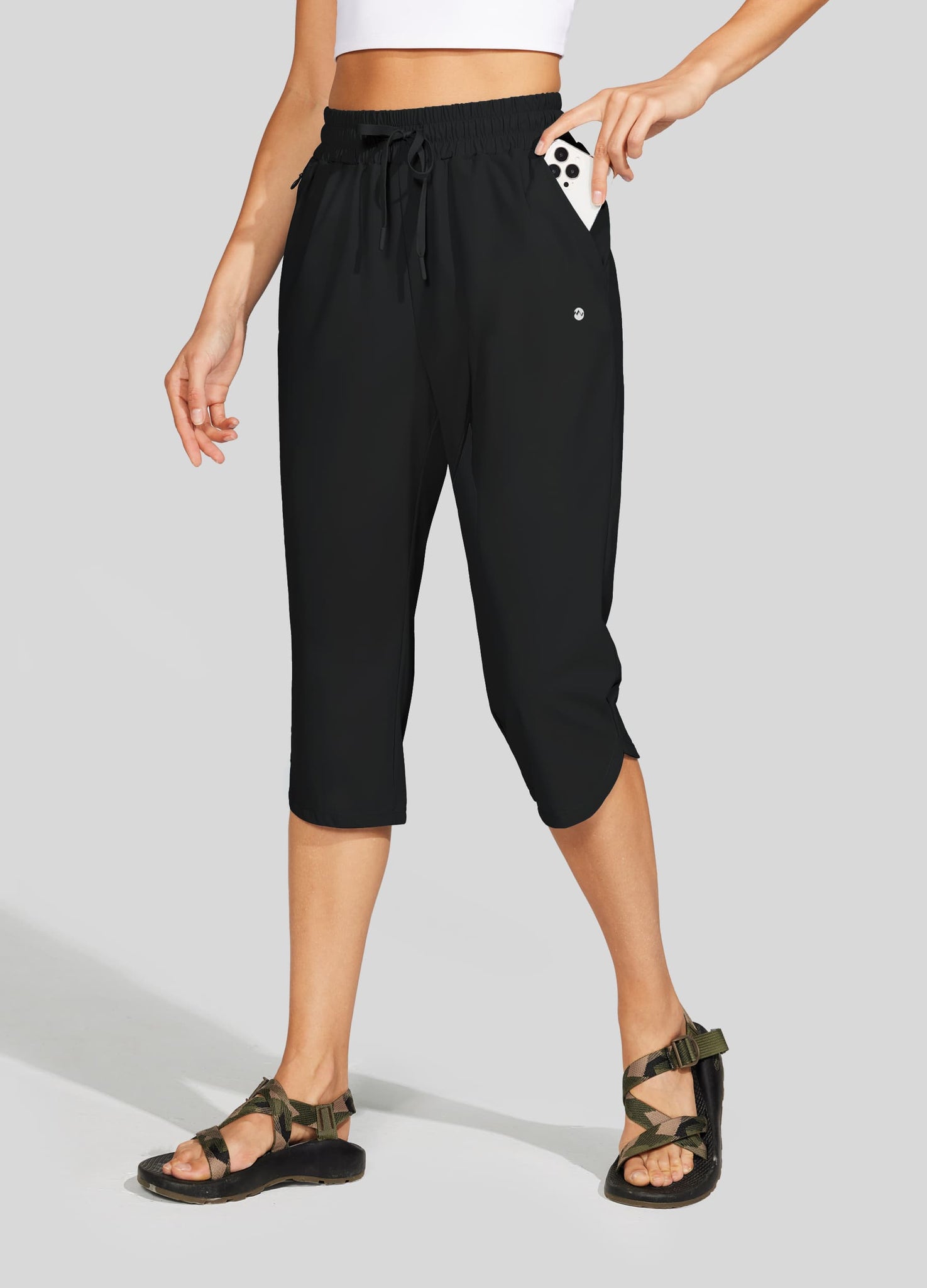 Women's Sports Woven Capri Pants